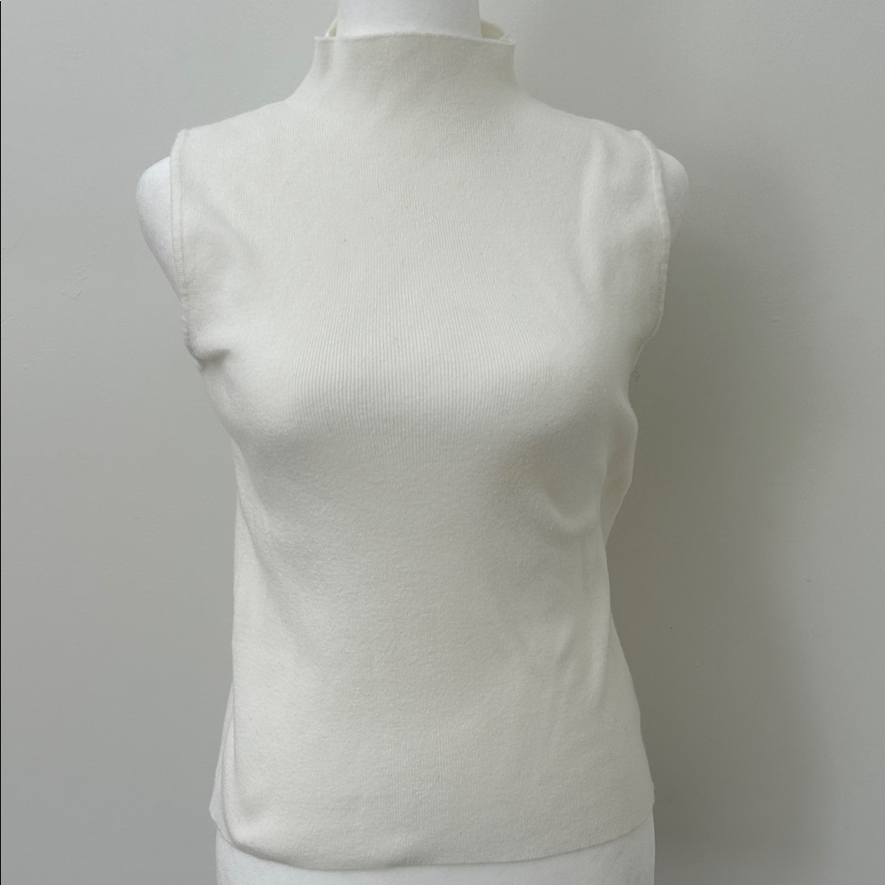 SHEIN white Sleeveless Mock Neck Ribbed Knit Top